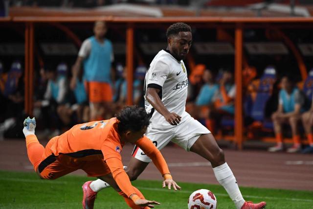 开云下载-魔翼相助海港跨过彩云之南 直面紫禁之巅重逢故人