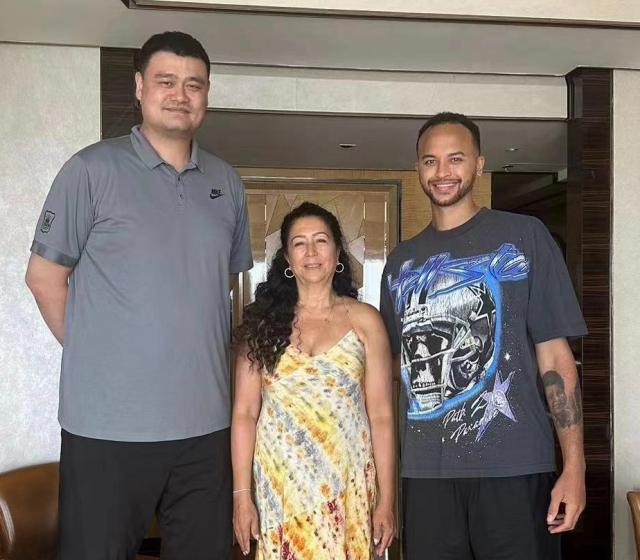 kaiyun-官宣!李凯尔正式入籍中国 男篮首位归化球员到来