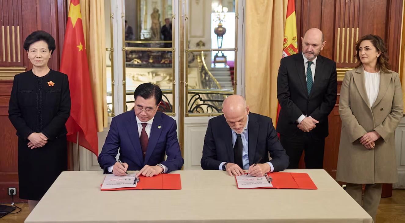 开云体育官网-阿斯：中国足协与西班牙足协签署合作备忘录，深化双方合作